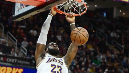 湖人双星闪耀！詹姆斯盛赞东契奇为篮球天才