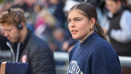 VAR争议解析：皇马直红误判背后的战术思考与裁判逻辑