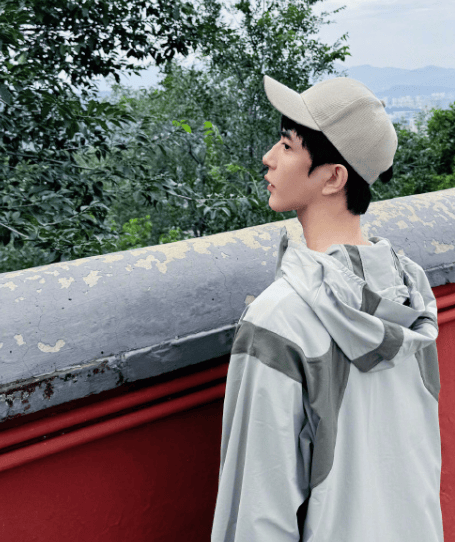 考古|于朦胧因坠楼身亡!选秀出道被赞是古装男神,他才37岁怎会这样