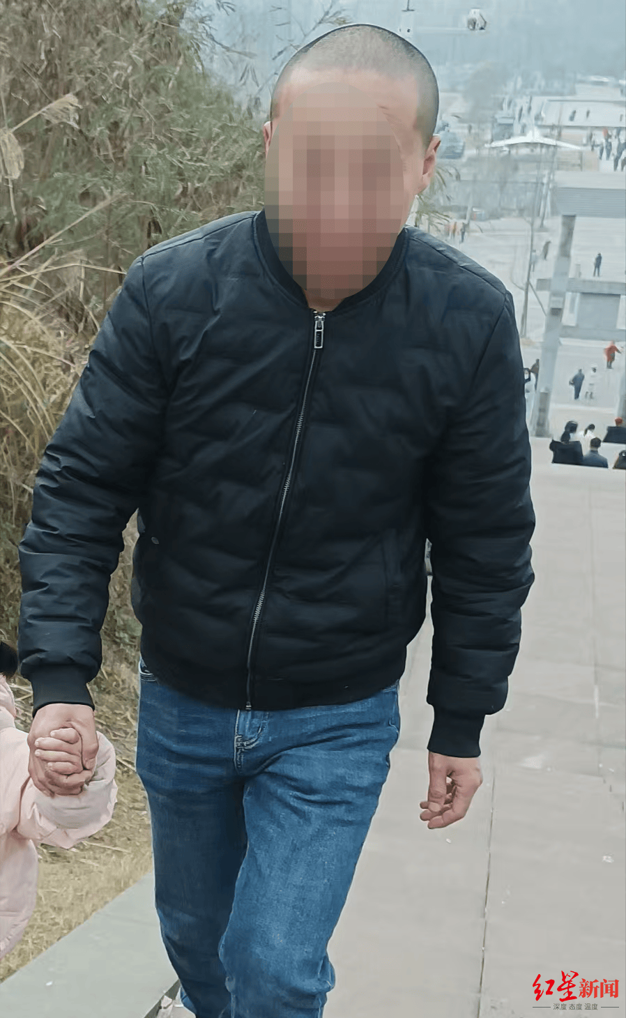 8人被骗“到柬埔寨务工”5人失联 有家属收到消息让准备25万“赎金”，案件正在侦办中