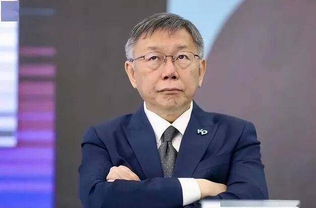 不罚洪秀柱,释放关了360天的柯文哲,赖清德知道自己已无路可走?