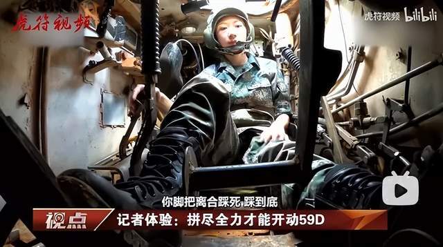 有歼20驾驶证!男子冒充飞行员,与100多女性搞暧昧,诈骗上万元