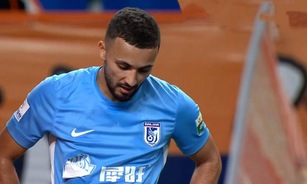 大连英博:重塑进攻阵容,朱鹏宇崭露头角