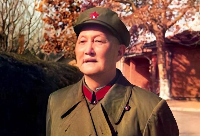 1949年新中国成立时,蒋介石尚未离开大陆,他在哪,又做了什么?