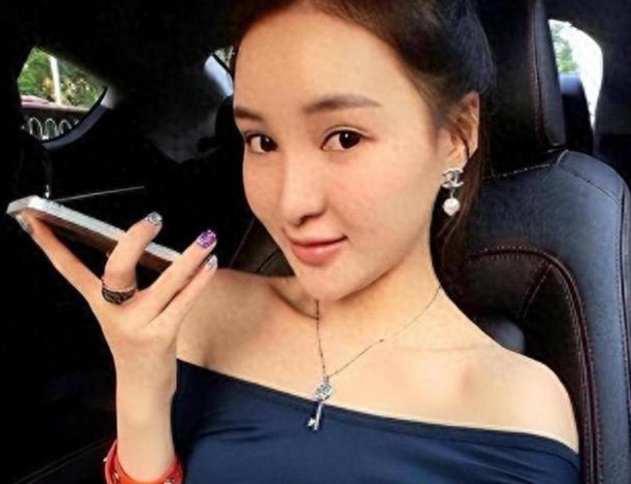 郭美美账号因持续炒作炫富拜金被封!炫富资金来源被扒,两次入狱仍不收手!