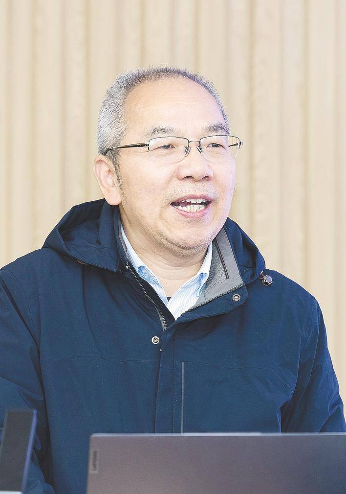 保持战略定力 抓住发展机遇