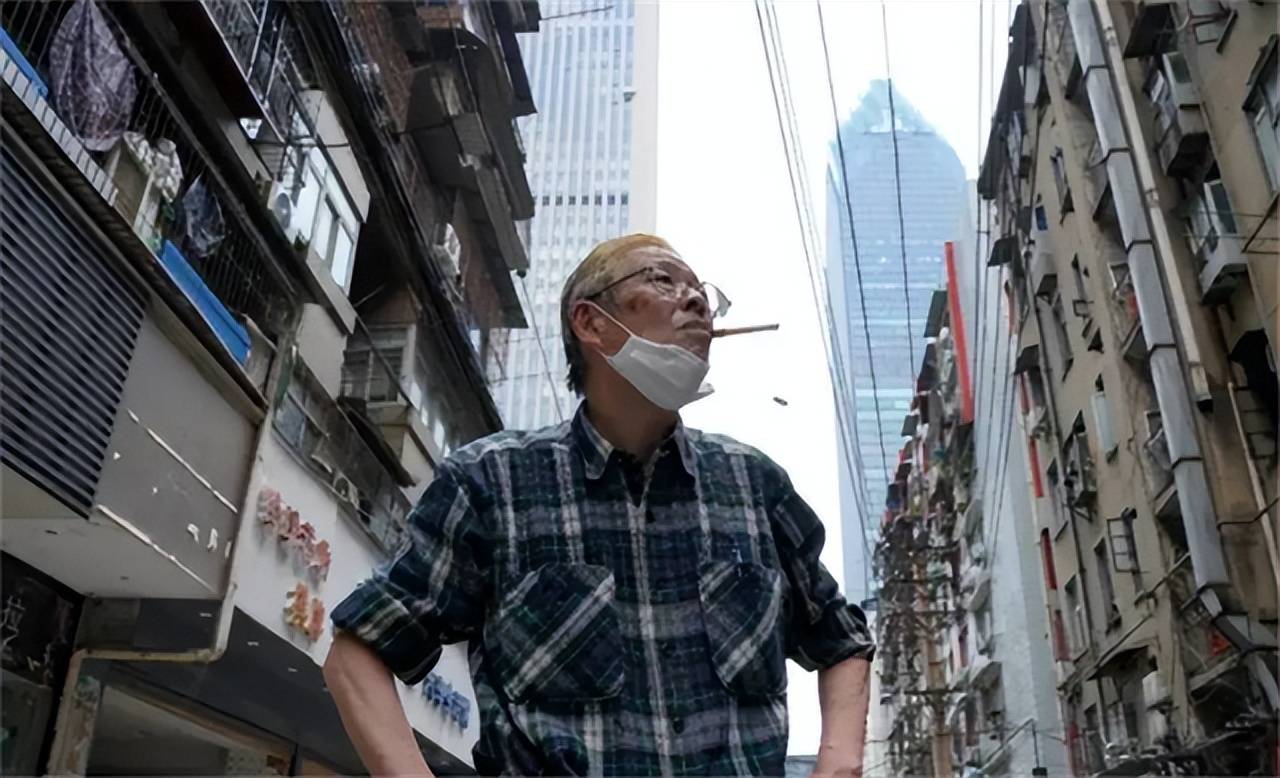 日本老人迁居武汉,开店15年只留3300元工资:遗产都捐给中国员工