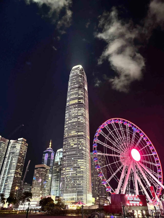 香港护照过期了在哪里申请办理新证件?