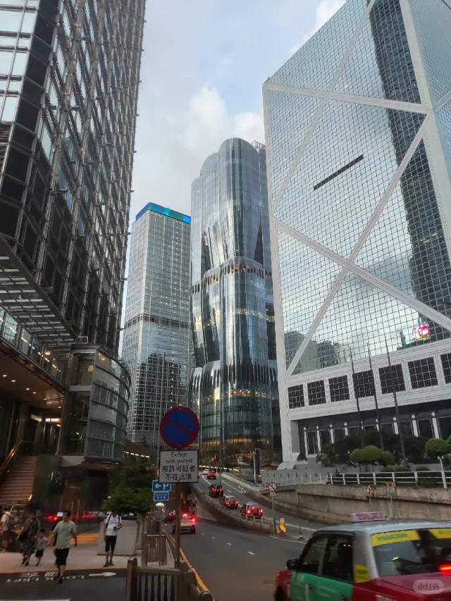 香港回乡证证件过期,无法入境香港怎么解决?