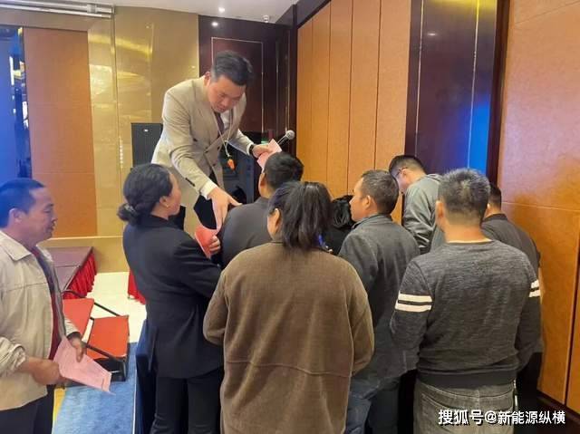 引爆锂电新财富!智联锂电宿州峰会揭晓2025“狂飙”密码!